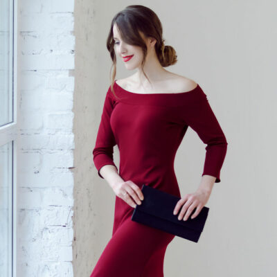 6 Fashionable Necklines in Dresses